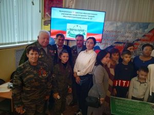 Астраханские патриоты открыли Парту Героя в СОШ № 20